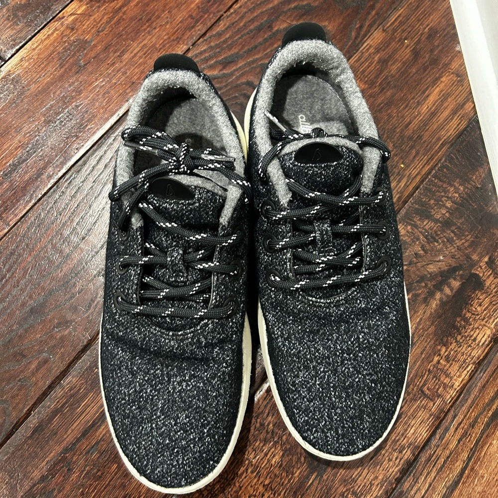 Men’s Allbirds Wool Mizzle. EUC